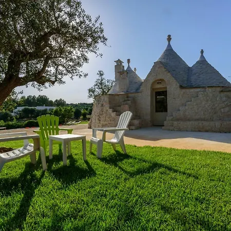 Holiday home Trullo Mari
