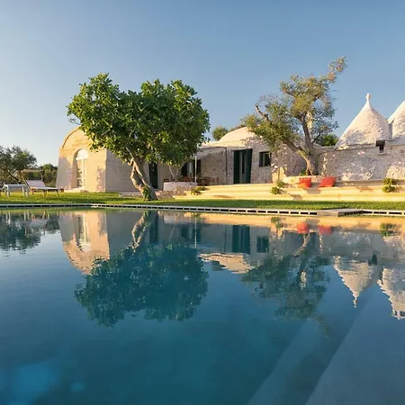 Holiday home Trullo Mari