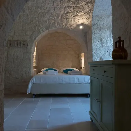 Holiday home Trullo Mari *